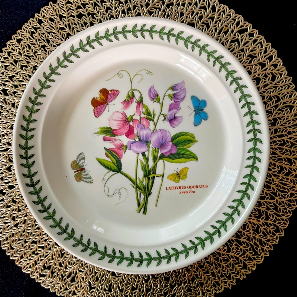 Botanic Garden
by PORTMEIRION Dinner Plate Sweet Pea